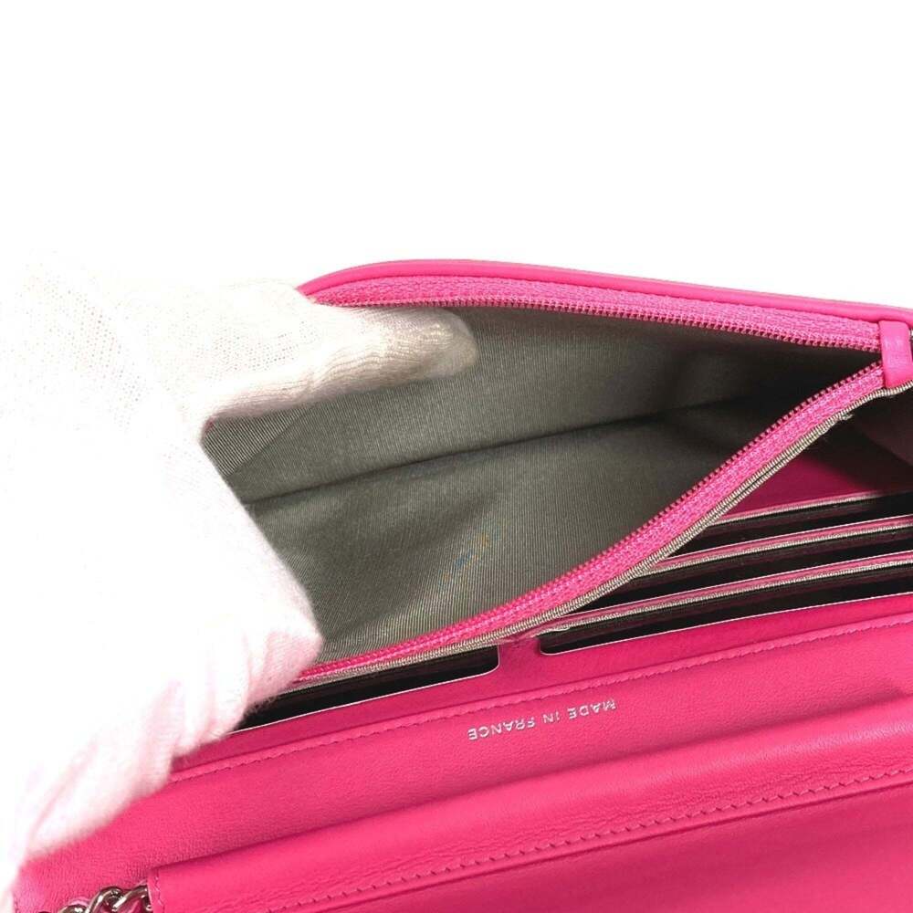 CHANEL Pink Leather Wallet - Picture 14 of 16